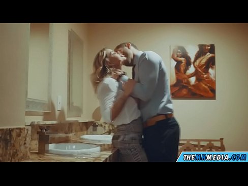 ❤️ Cum busty flava seducit in latrinae publicae Just porn  ad nos la.pornfuror.ru